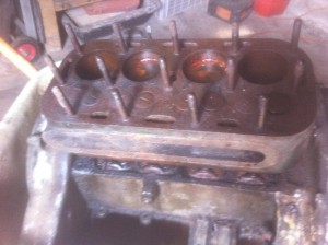 le moteur bloqué li ya 15 jours ...