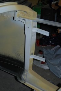 DSC_0982.JPG (154.04 Kio) Consulté 12390 fois Auvent réparé et passé à l'antigravillons