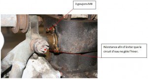 0016.JPG (43.29 Kio) Consulté 19627 fois La poulie de ventilateur est montée sur un arbre lisse, l’entrainement se fait par une clavette et elle est maintenue en son centre par un écrou avec filetage à droite.